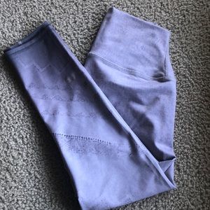 Alo Capri Leggings
